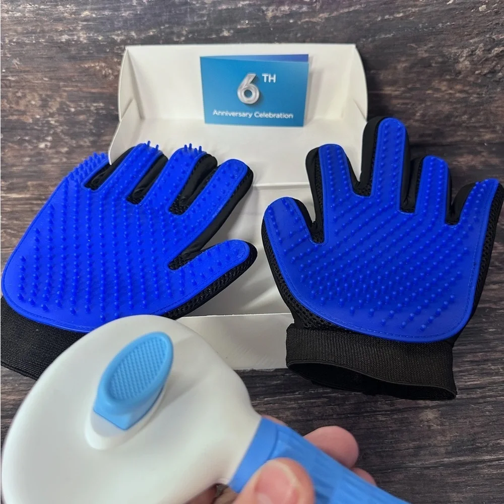 Nomoy Pet Blue and Black Dog Grooming Set with Silicone Brush and Glove
